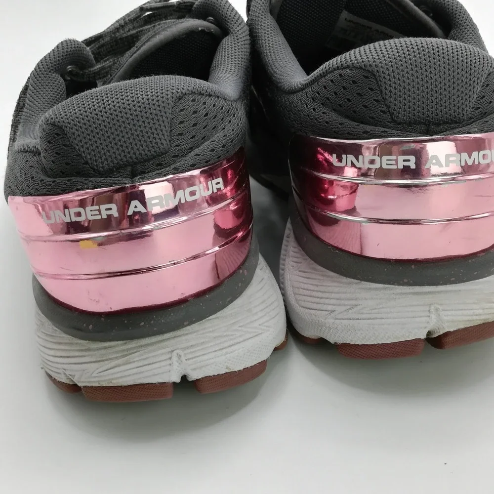 Under Armour‎ Shoes Womens Sneaker Charge Escape 2 Chrome Running Gray Pink 7.5
